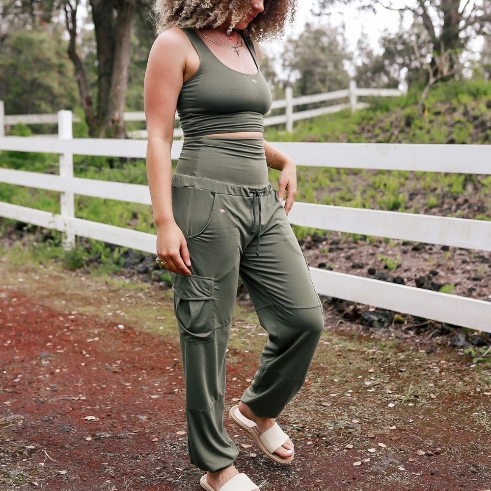 Purusha People Divine Dimension Cargo Pants GUC (no tie) Size Medium